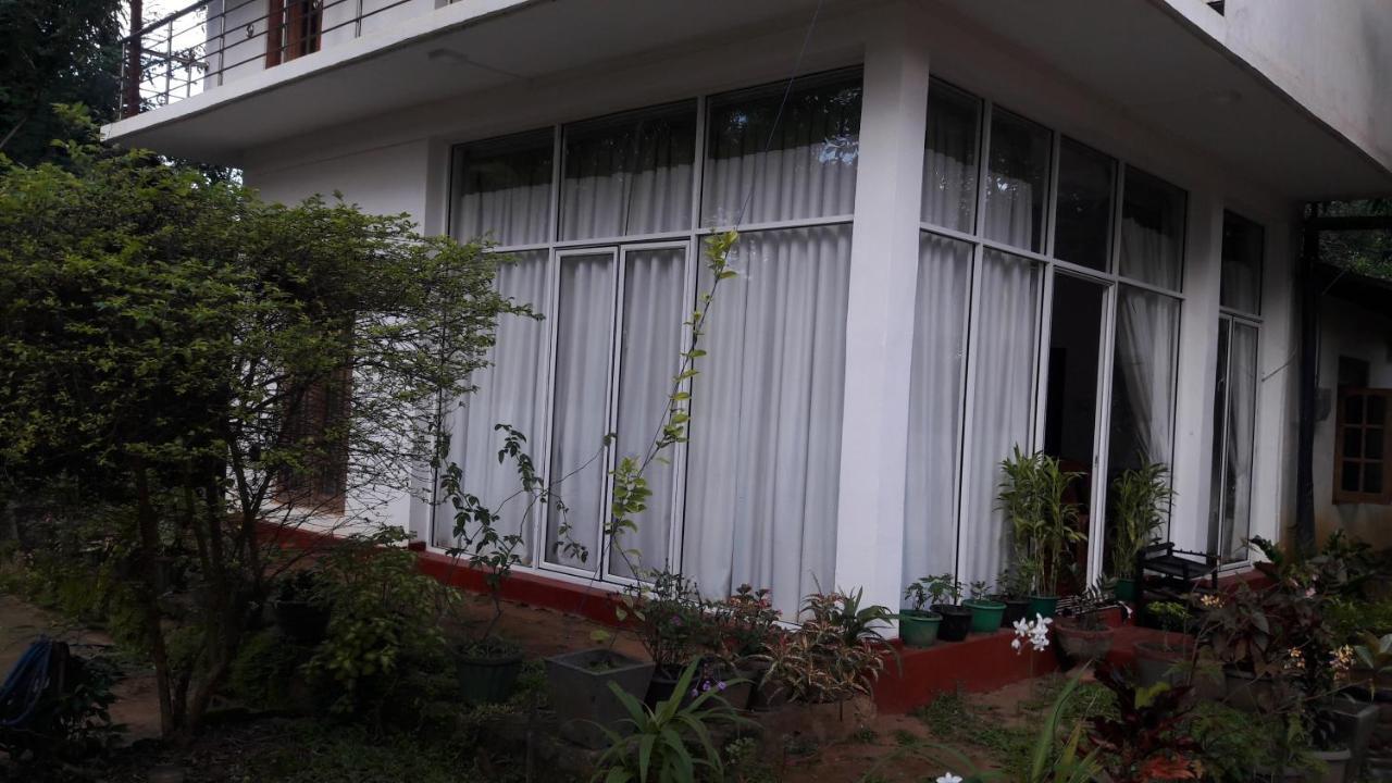 Habarana New Star Homestay Exterior photo